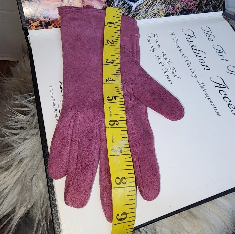 Talbots Mulberry Suede Buckle Lined Gloves M